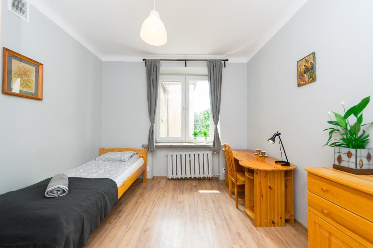 3-Bedroom Flat In City Center P4You Pl Cracovia Exterior foto