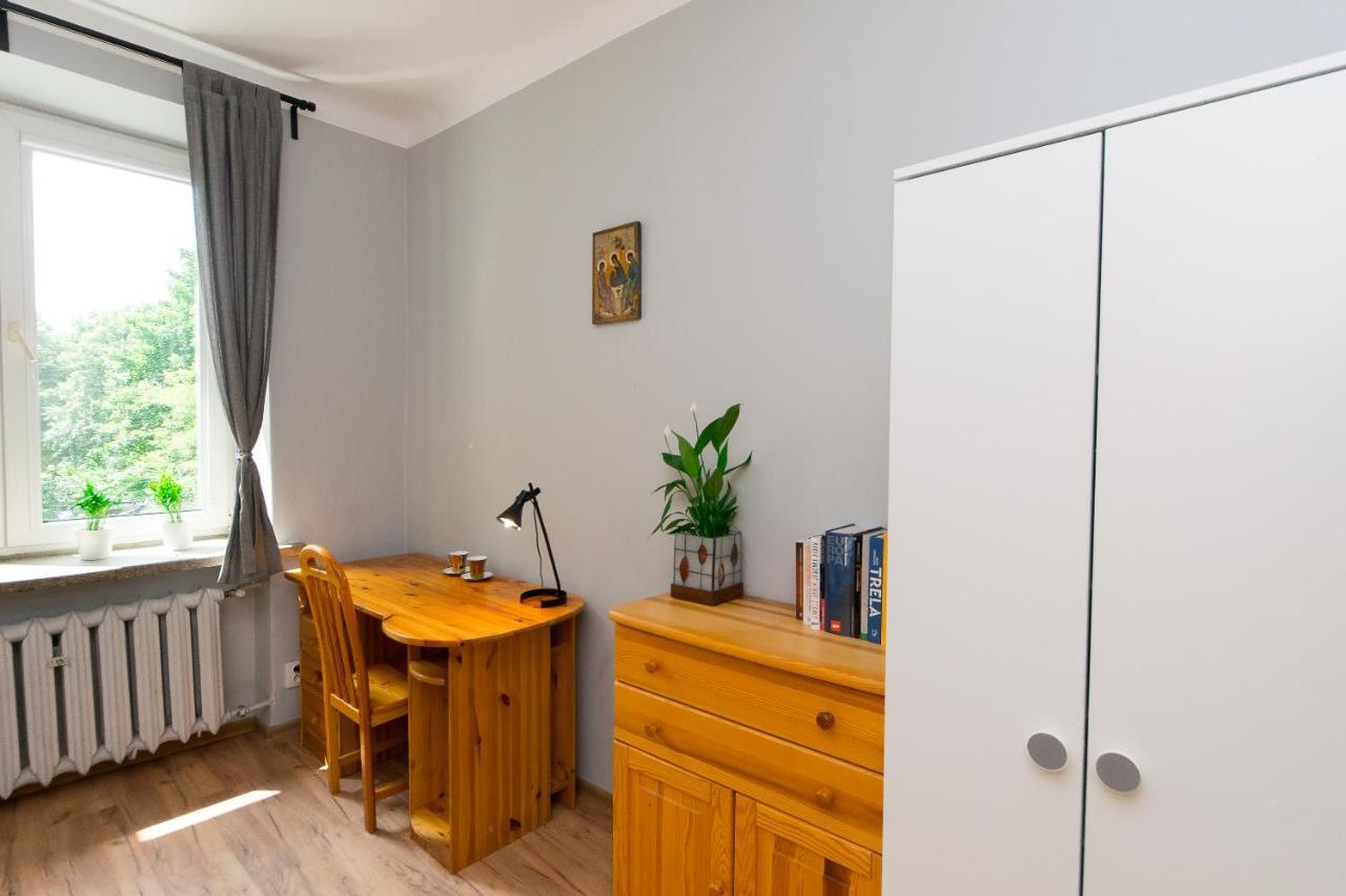 3-Bedroom Flat In City Center P4You Pl Cracovia Exterior foto