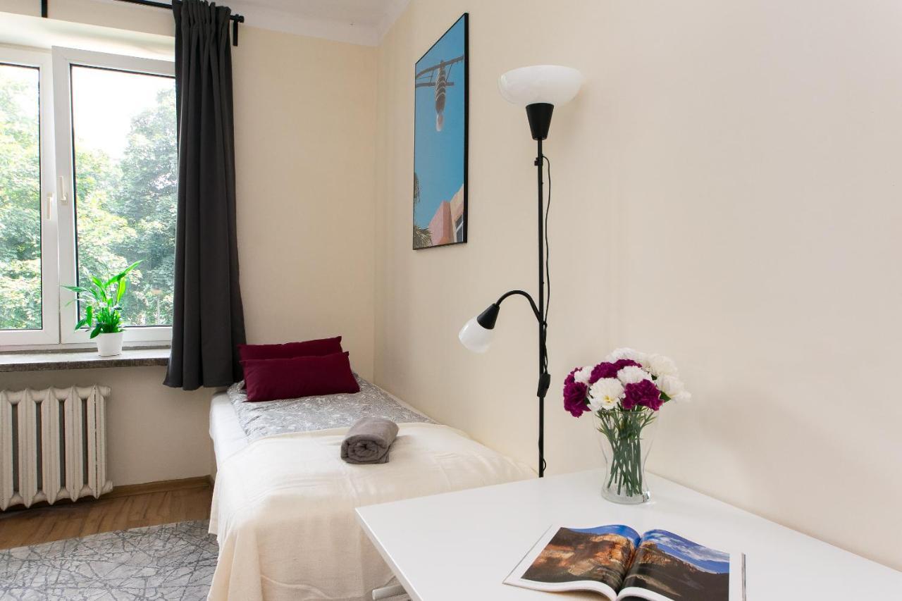 3-Bedroom Flat In City Center P4You Pl Cracovia Exterior foto
